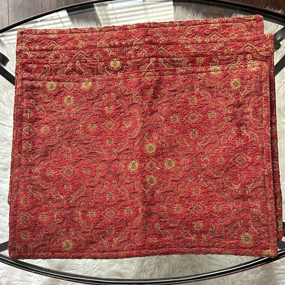 Crate & Barrel Darcy Tapestry Placemat 4